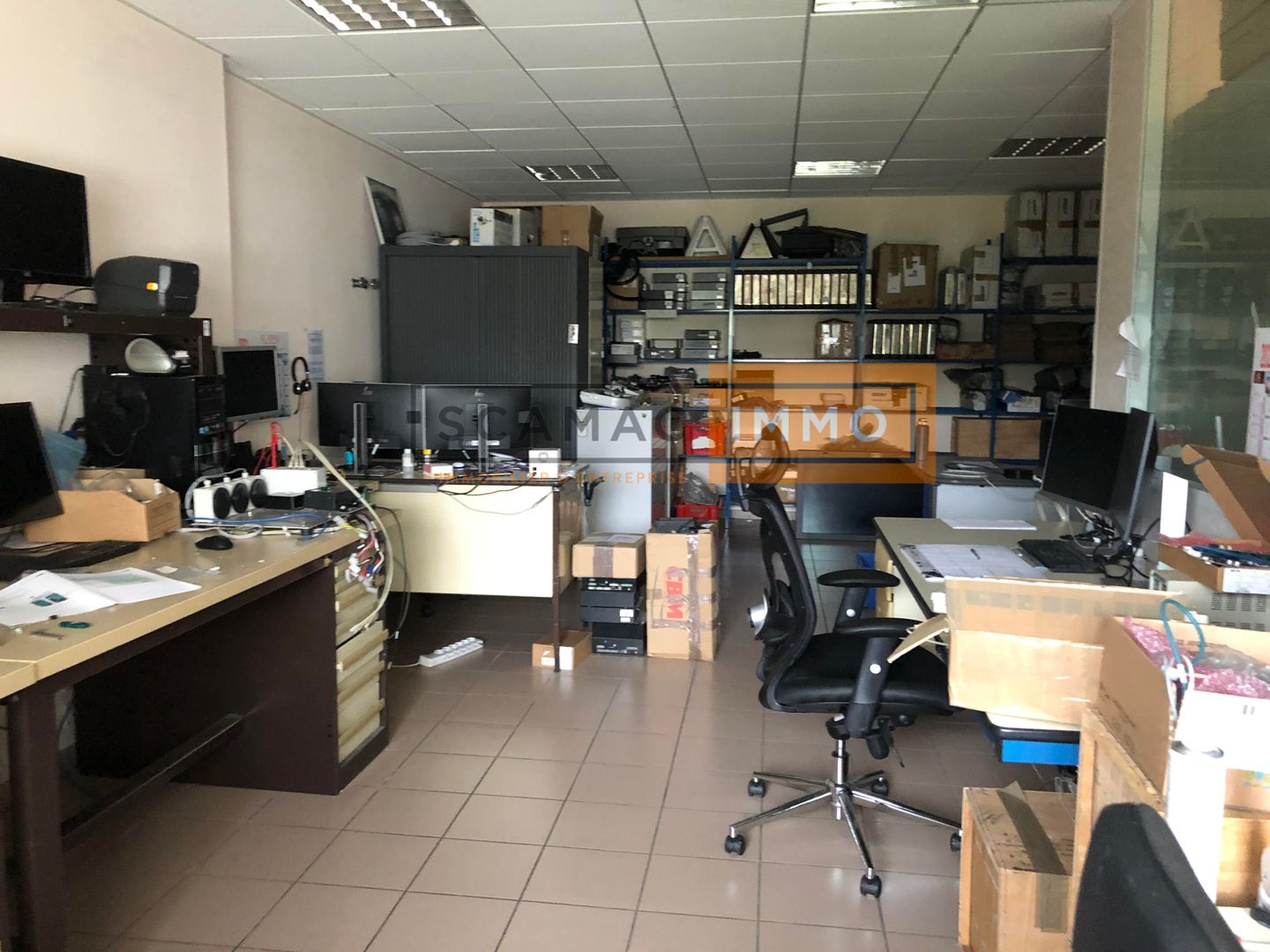 bureau de 850m², Merville (Haute-Garonne)