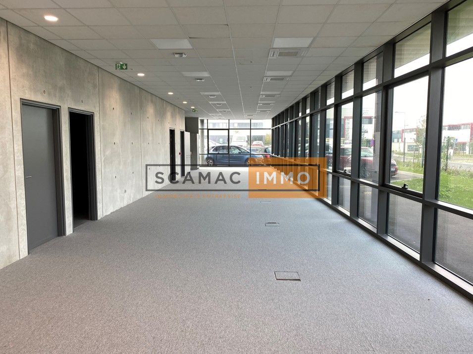 bureau de 150m², Chanteloup-en-Brie (Seine-et-Marne)